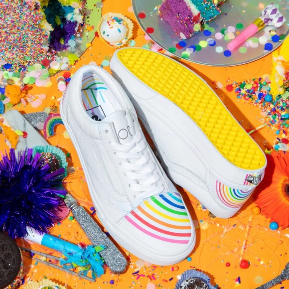 VANS X FLOUR SHOP | Old Skool Rainbow Leather Sneakers - Picture 7 of 7